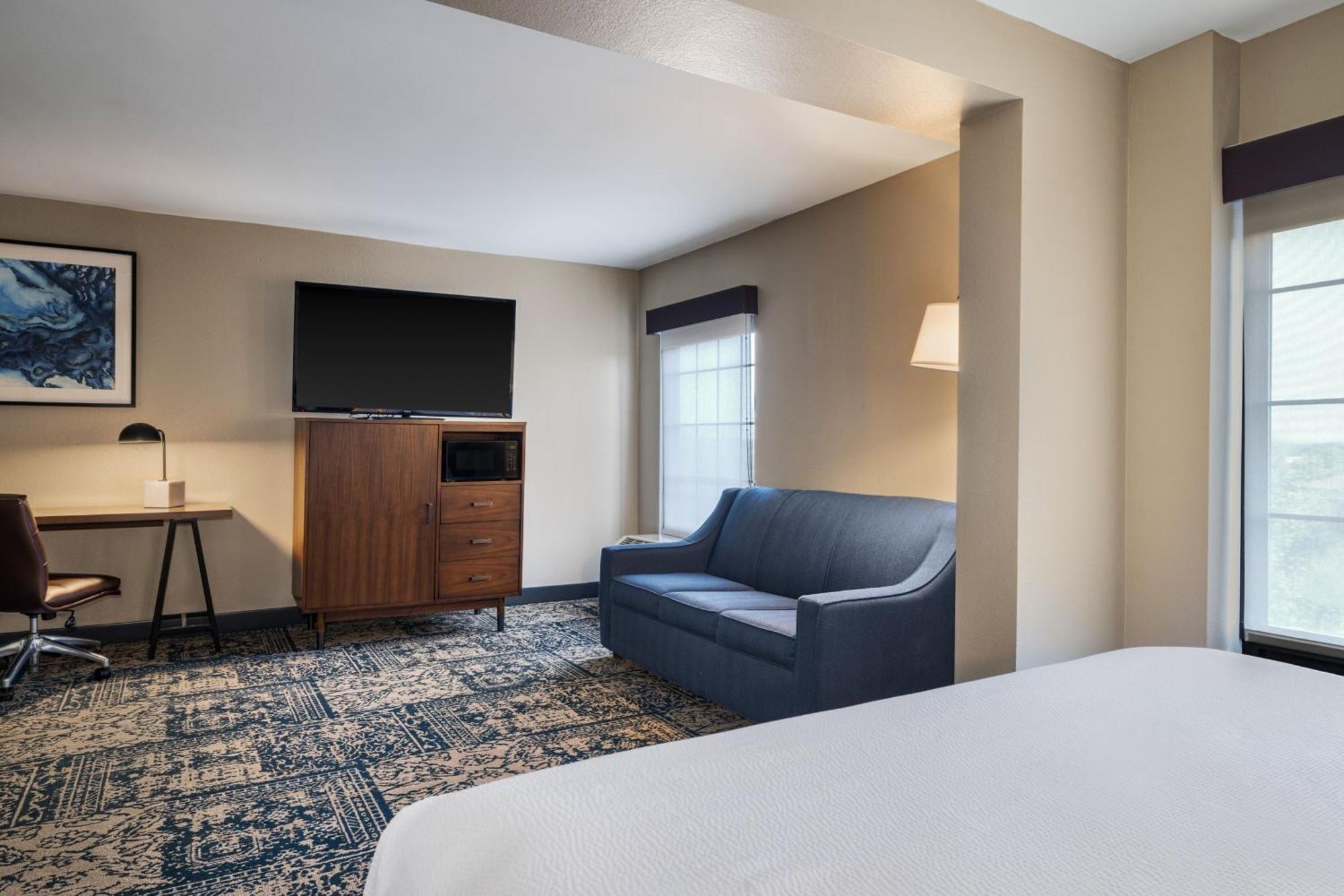 Four Points By Sheraton Greensboro Airport Esterno foto