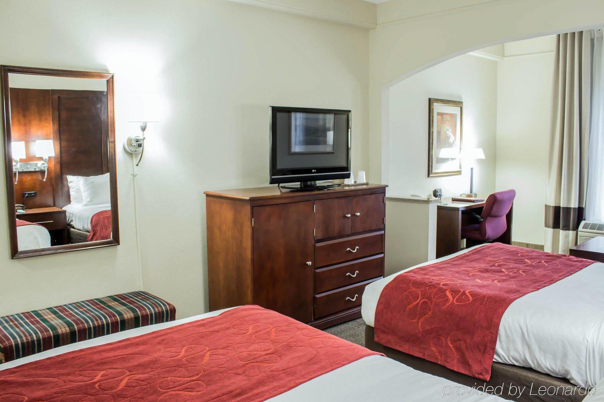 Four Points By Sheraton Greensboro Airport Esterno foto