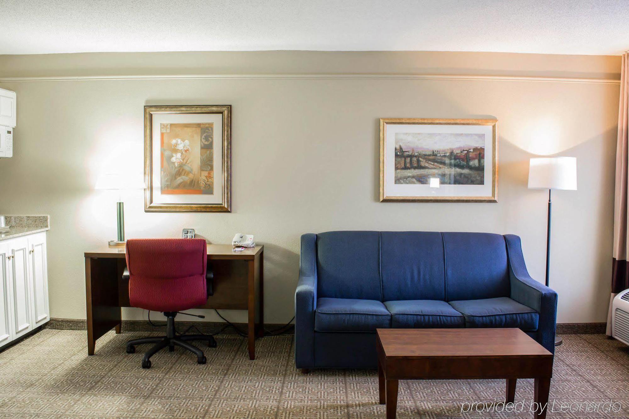 Four Points By Sheraton Greensboro Airport Esterno foto