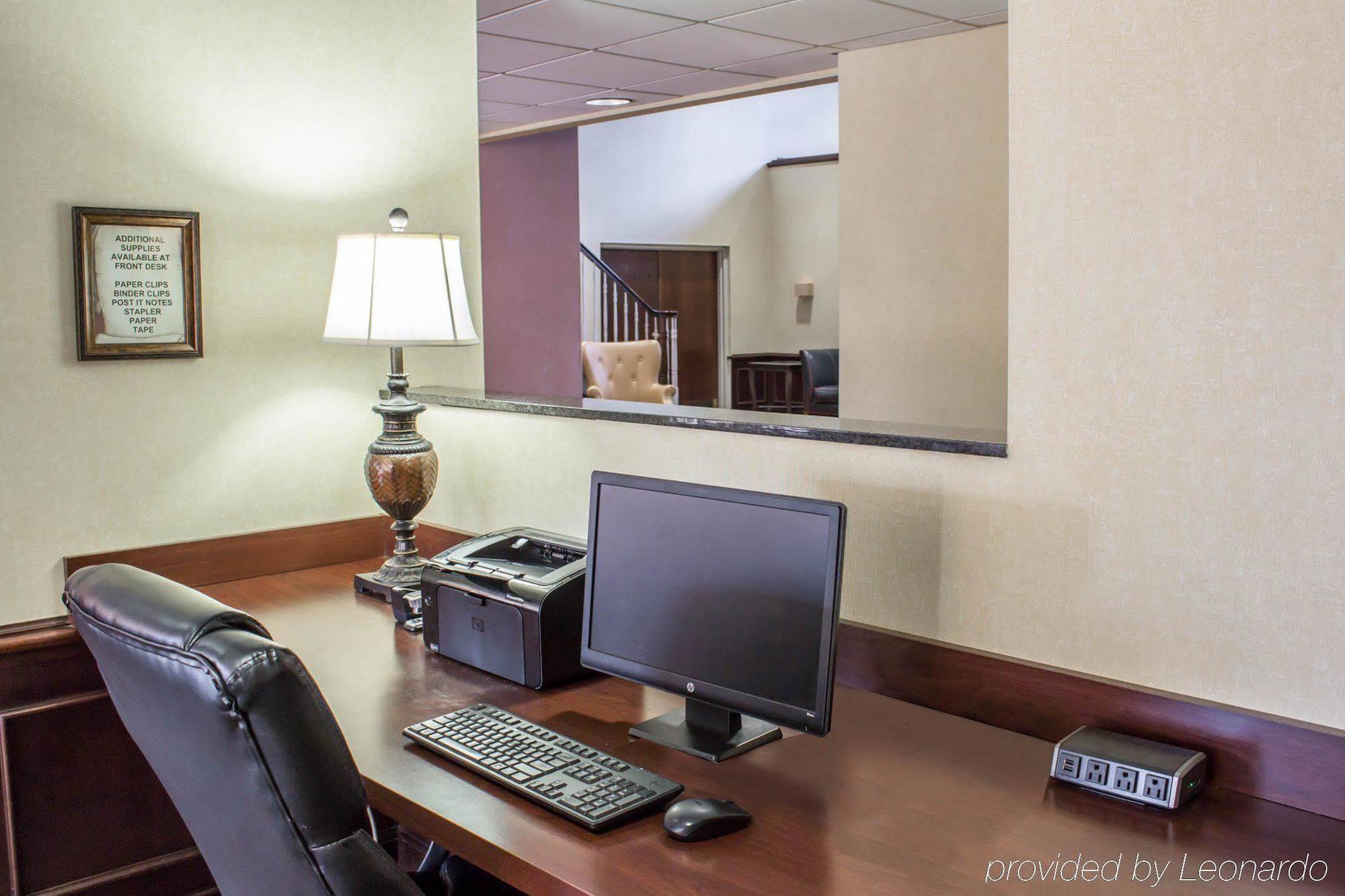 Four Points By Sheraton Greensboro Airport Esterno foto